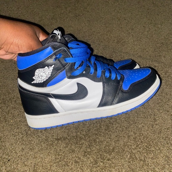 Game royal jordan 1’s